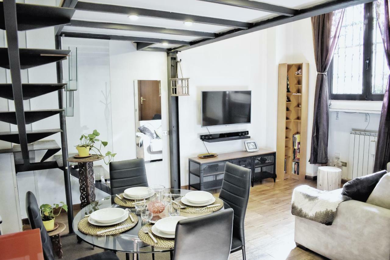 Charming Design Loft Isola Milano Apartment Exterior photo